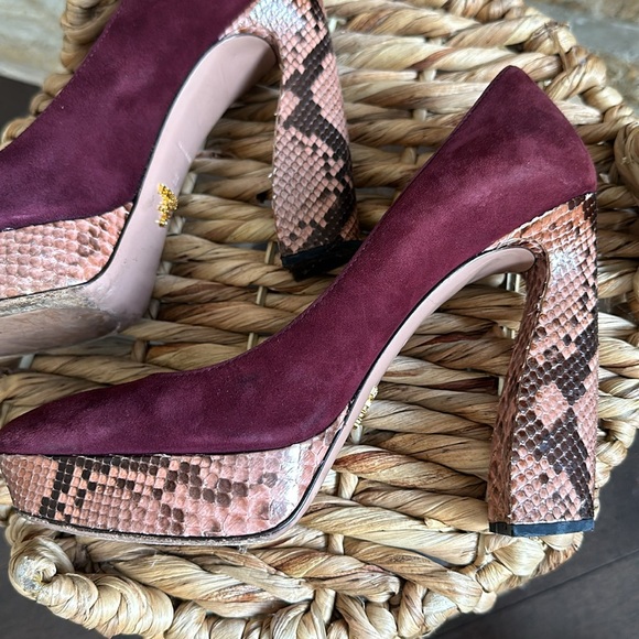 Prada Suede platform heels - Picture 6 of 8